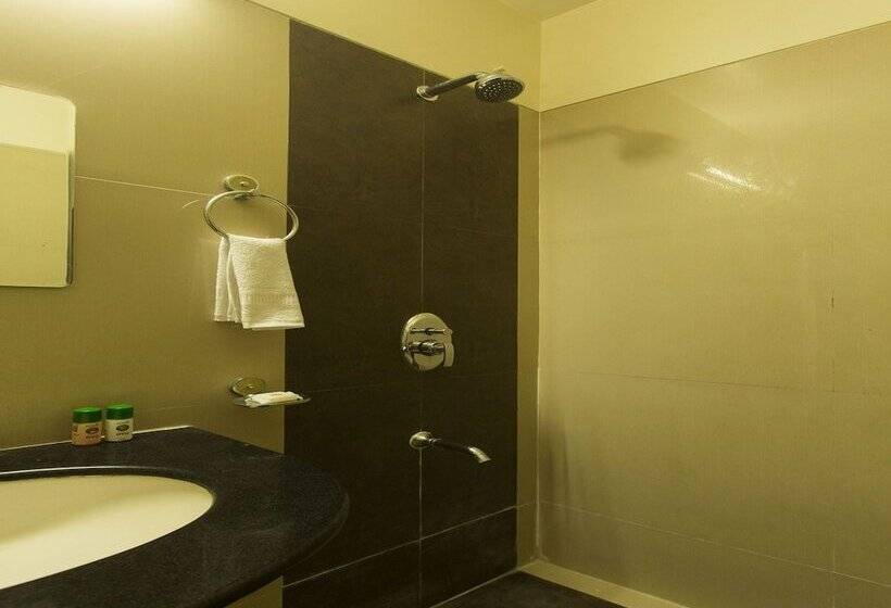 בית מלון כפרי Bhagyashree Executive By Oyo Rooms