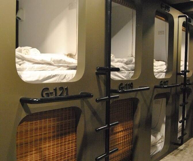 בית מלון כפרי Capsule Hostel Chiangkhan