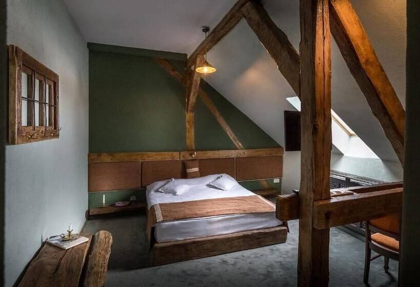 Castle Hotel Daniel