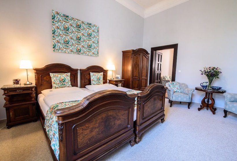 Отель Chateau Hostačov