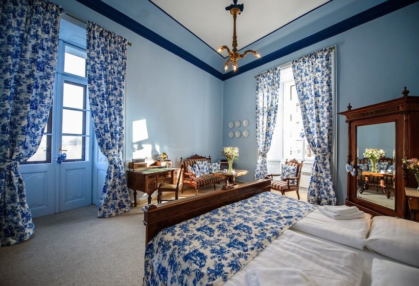 Отель Chateau Hostačov