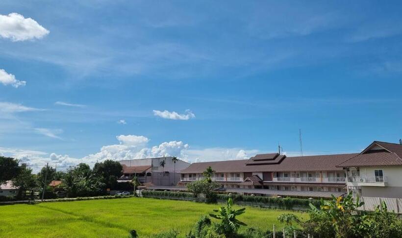 فندق Chiangkham Grand Villa   Sha Certified