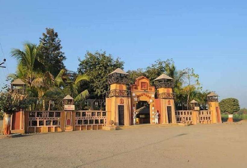 בית מלון כפרי Chouki Dhani Resort