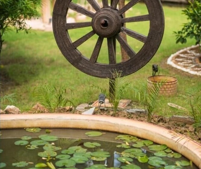 Отель Chouki Dhani Resort