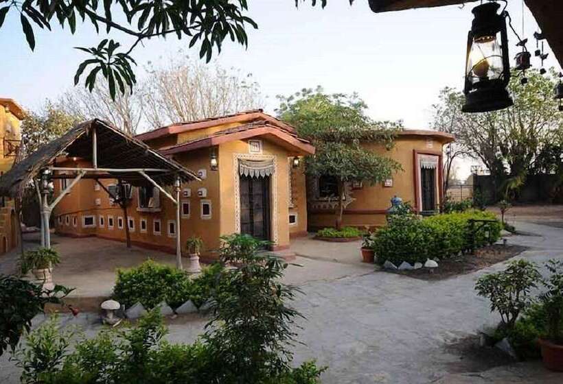 Отель Chouki Dhani Resort