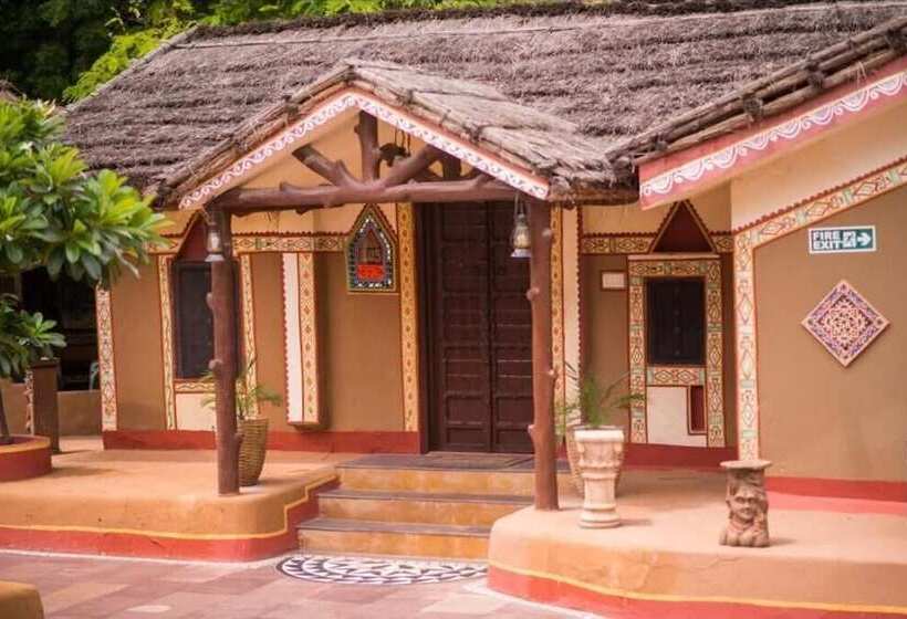 בית מלון כפרי Chouki Dhani Resort