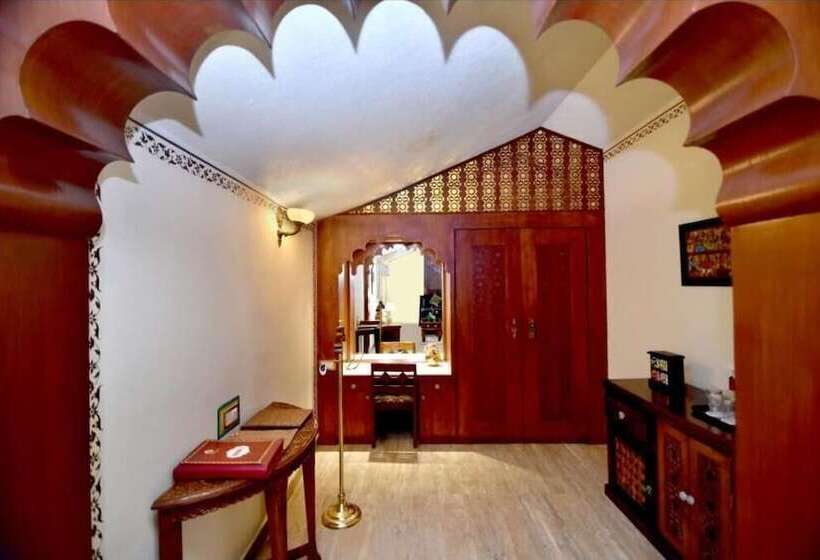 בית מלון כפרי Chouki Dhani Resort