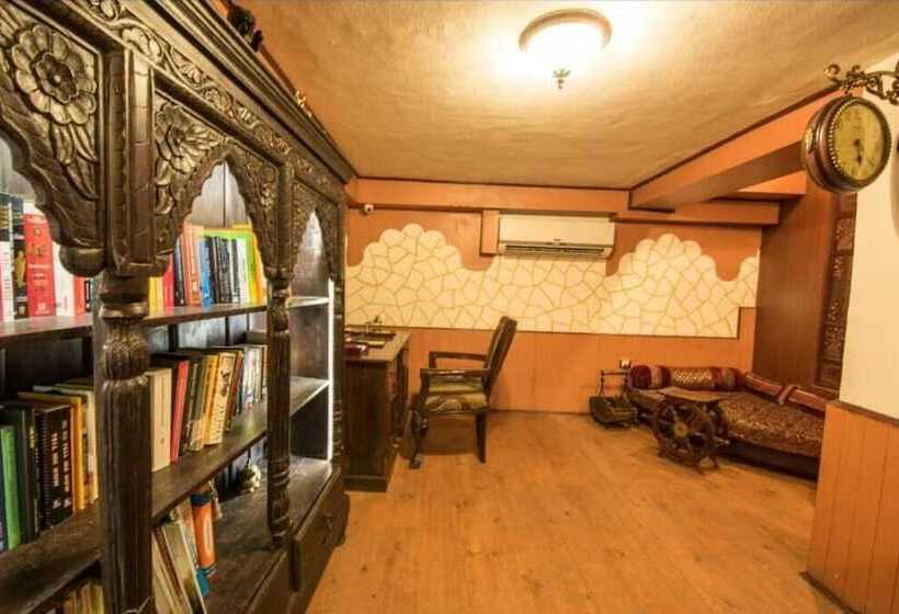 בית מלון כפרי Chouki Dhani Resort