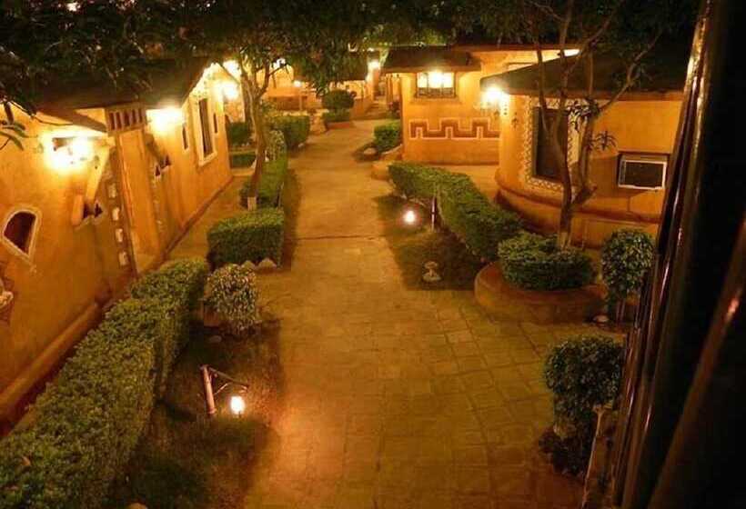 בית מלון כפרי Chouki Dhani Resort