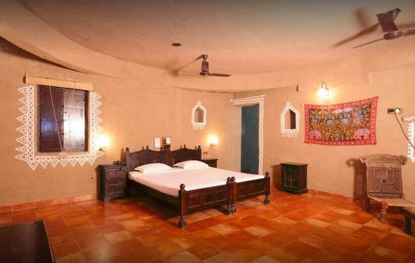 בית מלון כפרי Chouki Dhani Resort