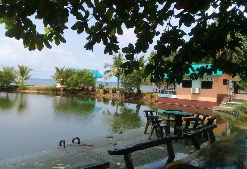 호텔 Chuttong Resort