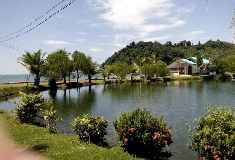 호텔 Chuttong Resort