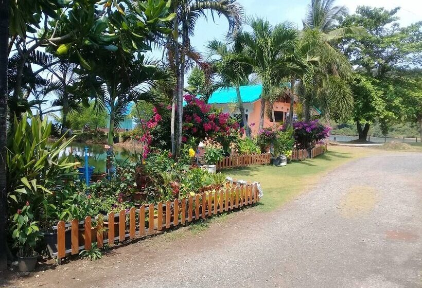 호텔 Chuttong Resort