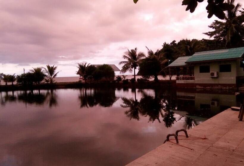 호텔 Chuttong Resort