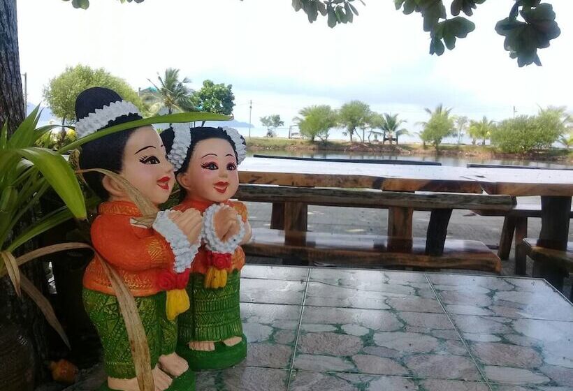 호텔 Chuttong Resort