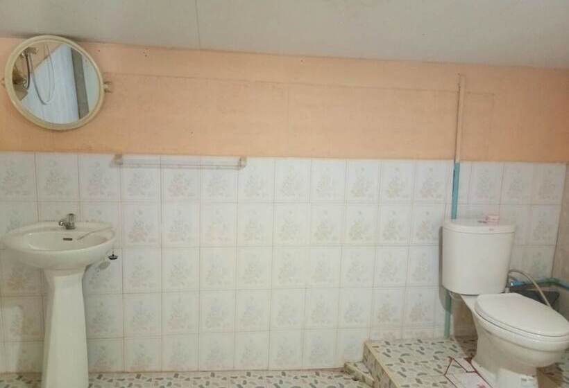 호텔 Chuttong Resort