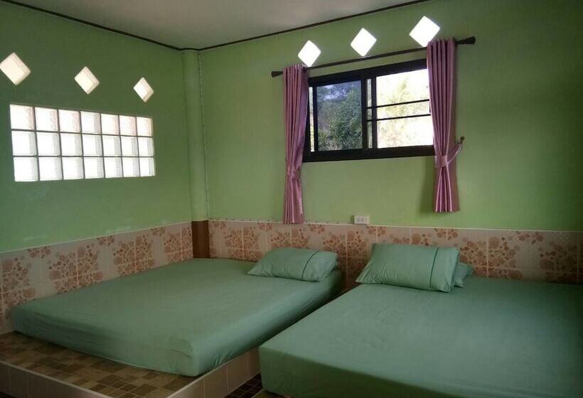 호텔 Chuttong Resort