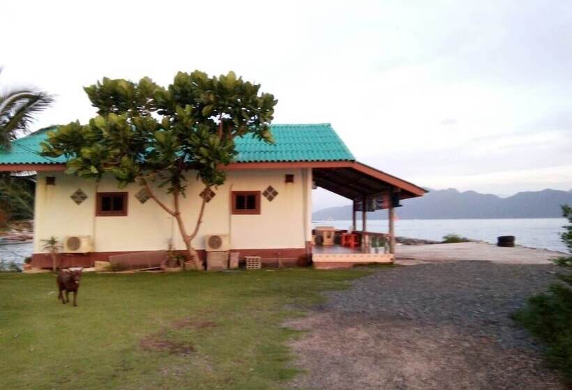 호텔 Chuttong Resort