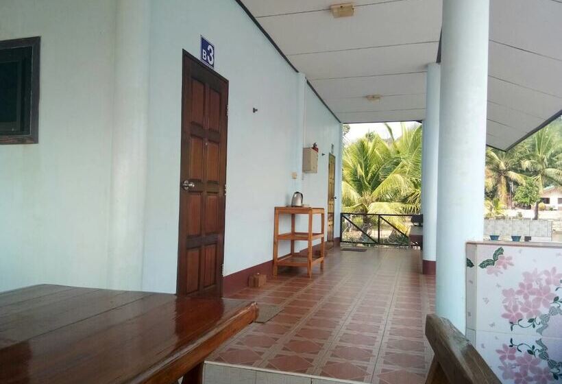 호텔 Chuttong Resort