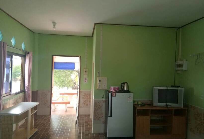 호텔 Chuttong Resort