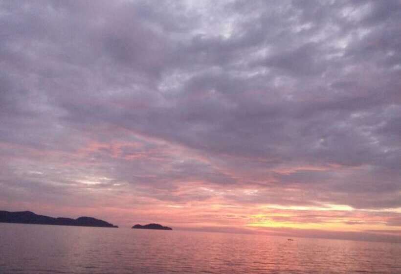 호텔 Chuttong Resort