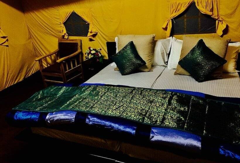 فندق D Camp