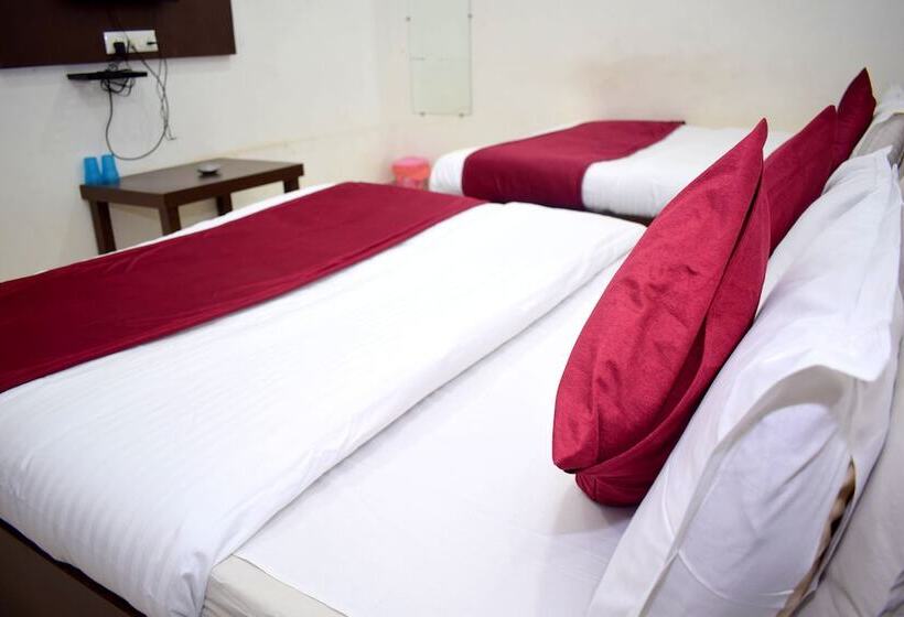 בית מלון כפרי Dev Villa