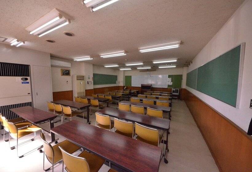 Отель Friendship Heights Yoshimi