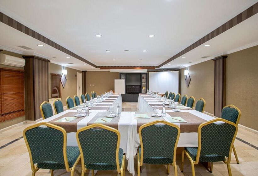 ホテル Grand Cali