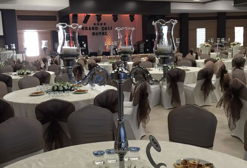 ホテル Grand Cali