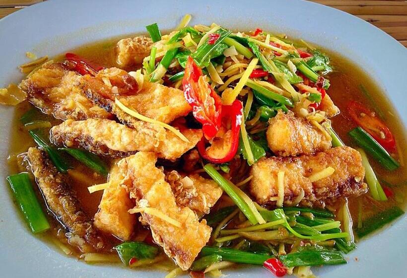 Отель Hadthong Resort