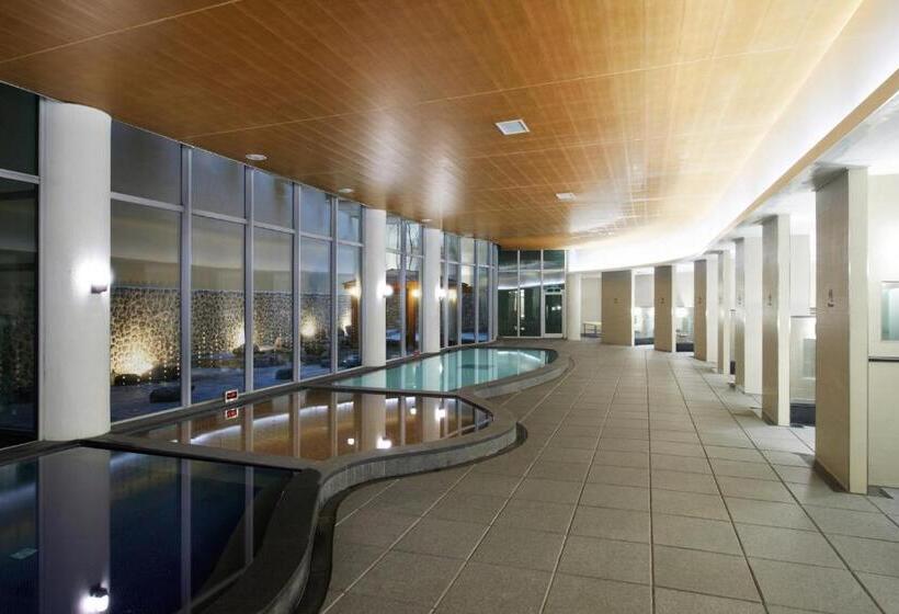 Отель Hanwha Resort Sanjeong Lake Annecy