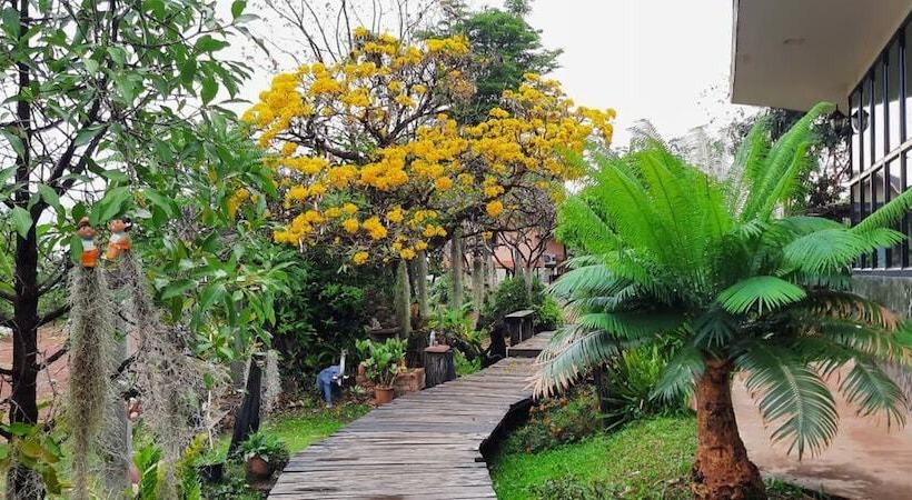 호텔 Heuan Na Khee