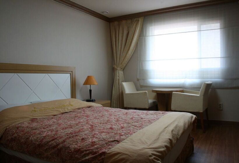 Отель Juwangsan Spa Tourist