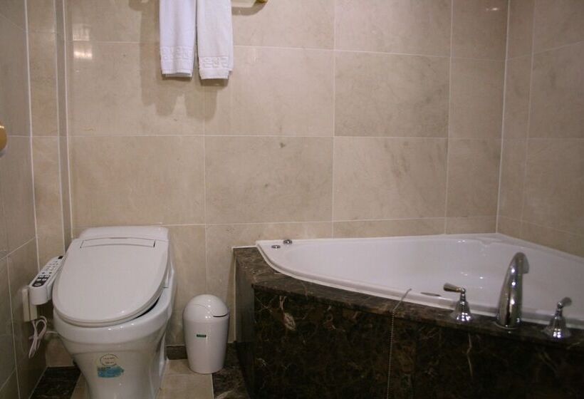 Отель Juwangsan Spa Tourist