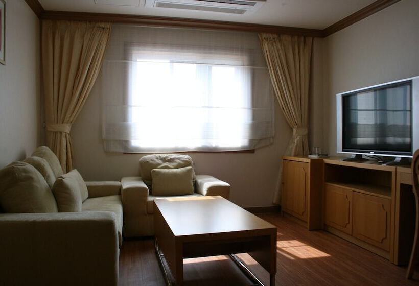 Отель Juwangsan Spa Tourist