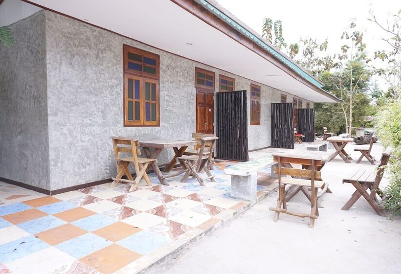 호텔 Khontong Resort