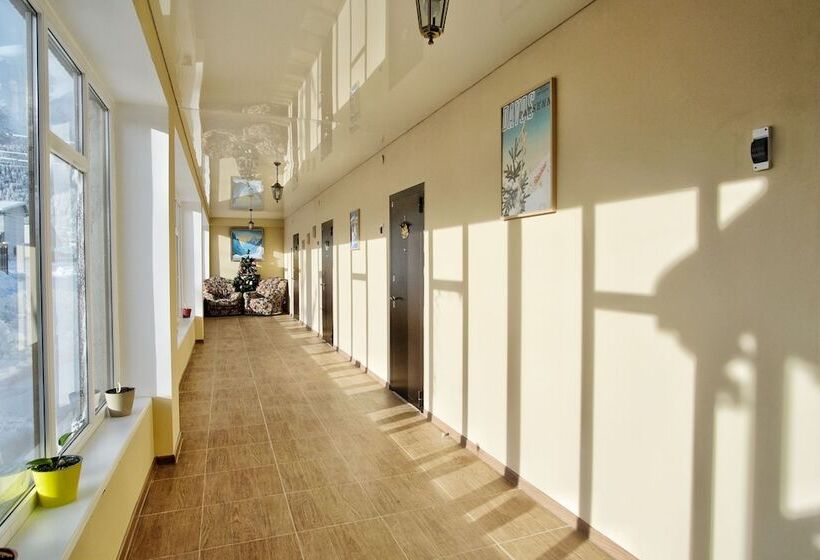 هتل Korona Arkhyz