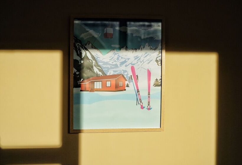 هتل Korona Arkhyz