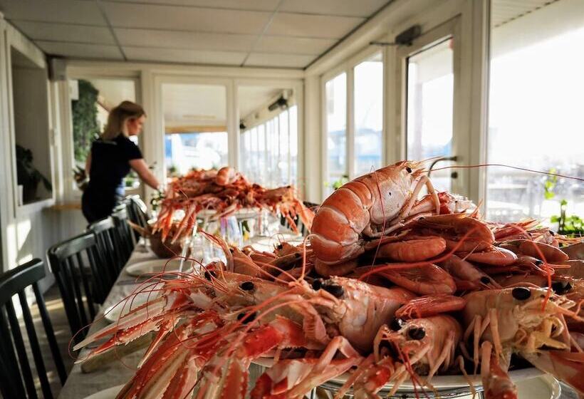 Отель L Karingon