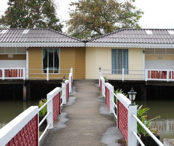 酒店 Lampam Resort