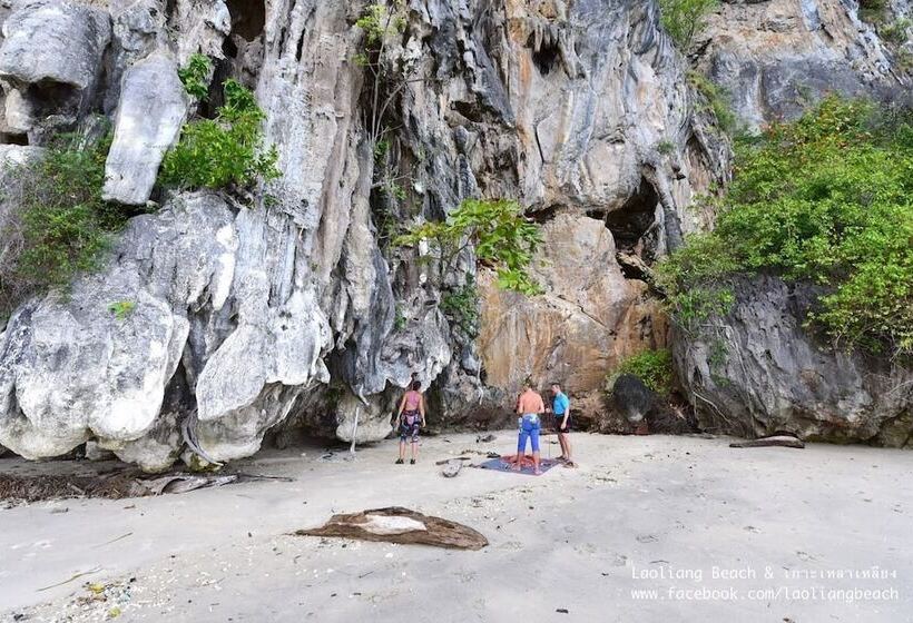 בית מלון כפרי Laoliang Beach