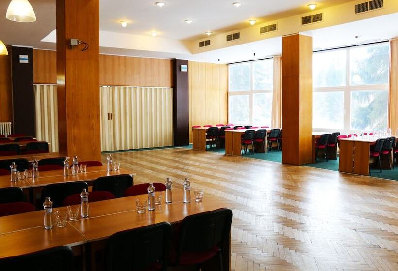 호텔 Medlov Depandance