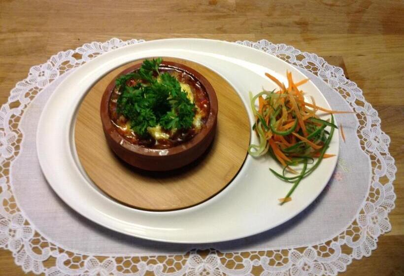 בית מלון כפרי Mola