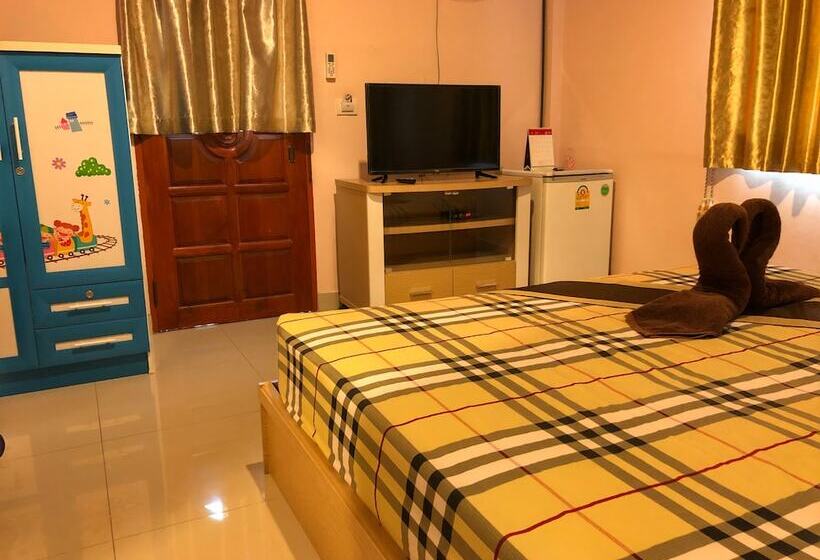 هتل Mourakot Resort