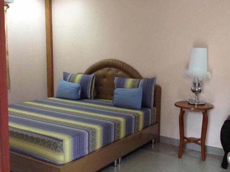 בית מלון כפרי Mourakot Resort