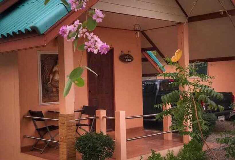 בית מלון כפרי Mourakot Resort