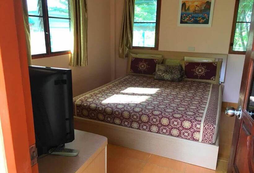 בית מלון כפרי Mourakot Resort