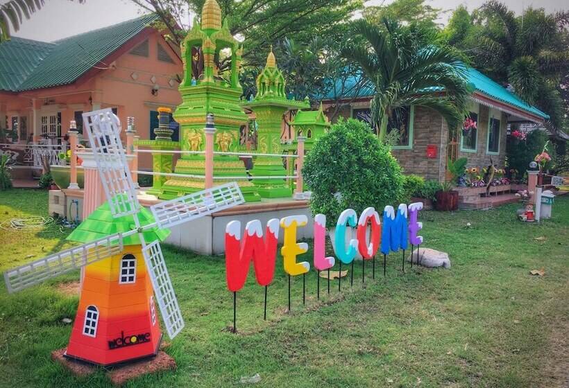 هتل Mourakot Resort
