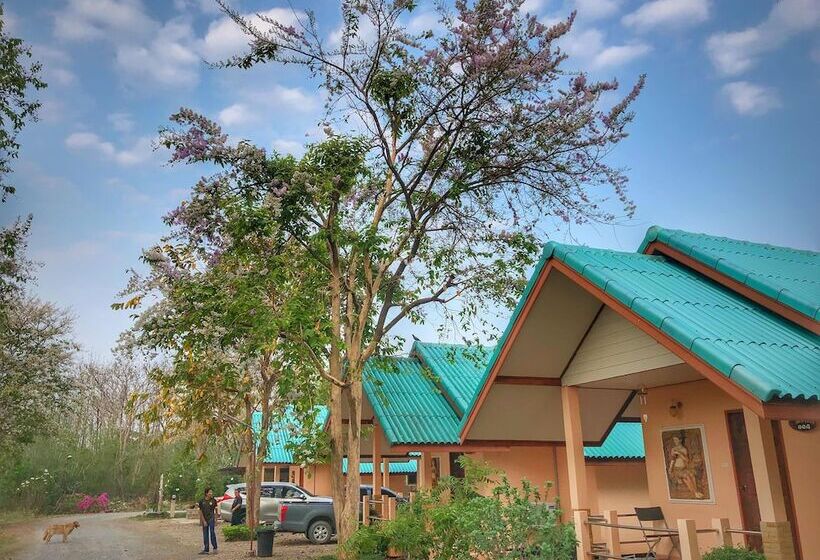 בית מלון כפרי Mourakot Resort